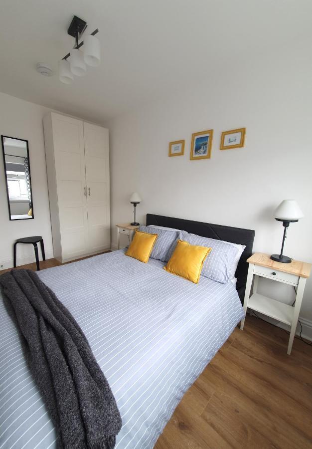 One Bed Apartment With Sofa Bed Лландидно Экстерьер фото